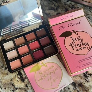 ⚡️💕Too Faced Just Peachy Mattes Eyeshadow Palette